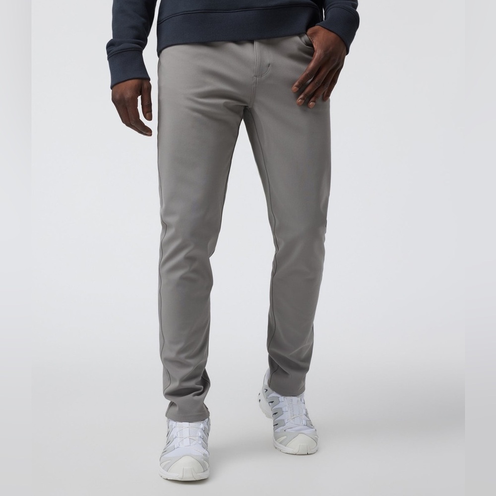 New Men’s Vuori Meta Adapt Pant Athl. Slim 30” Gray Size Waist 38 V4021-S